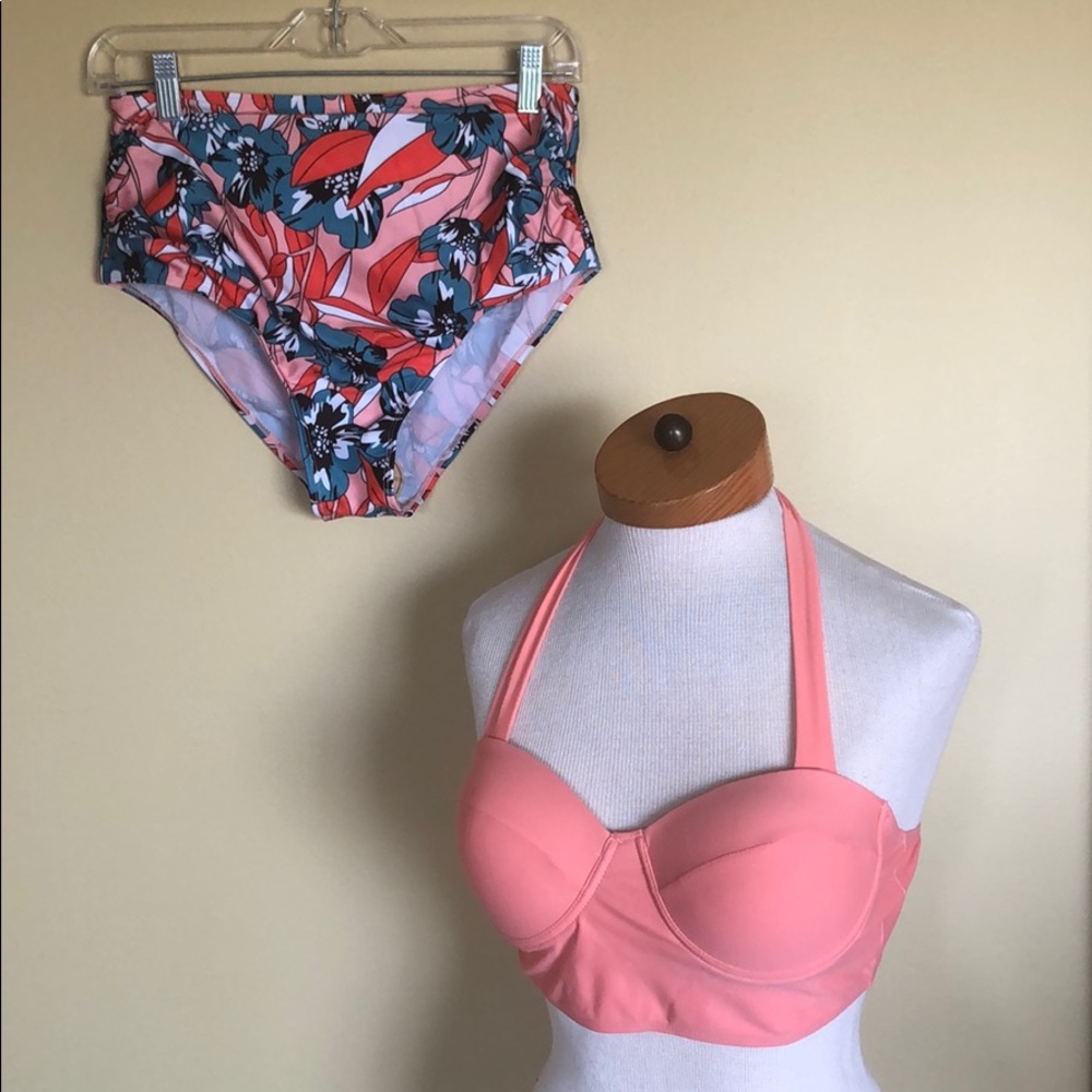 New Peach Bikini Sz. Large (12-14)